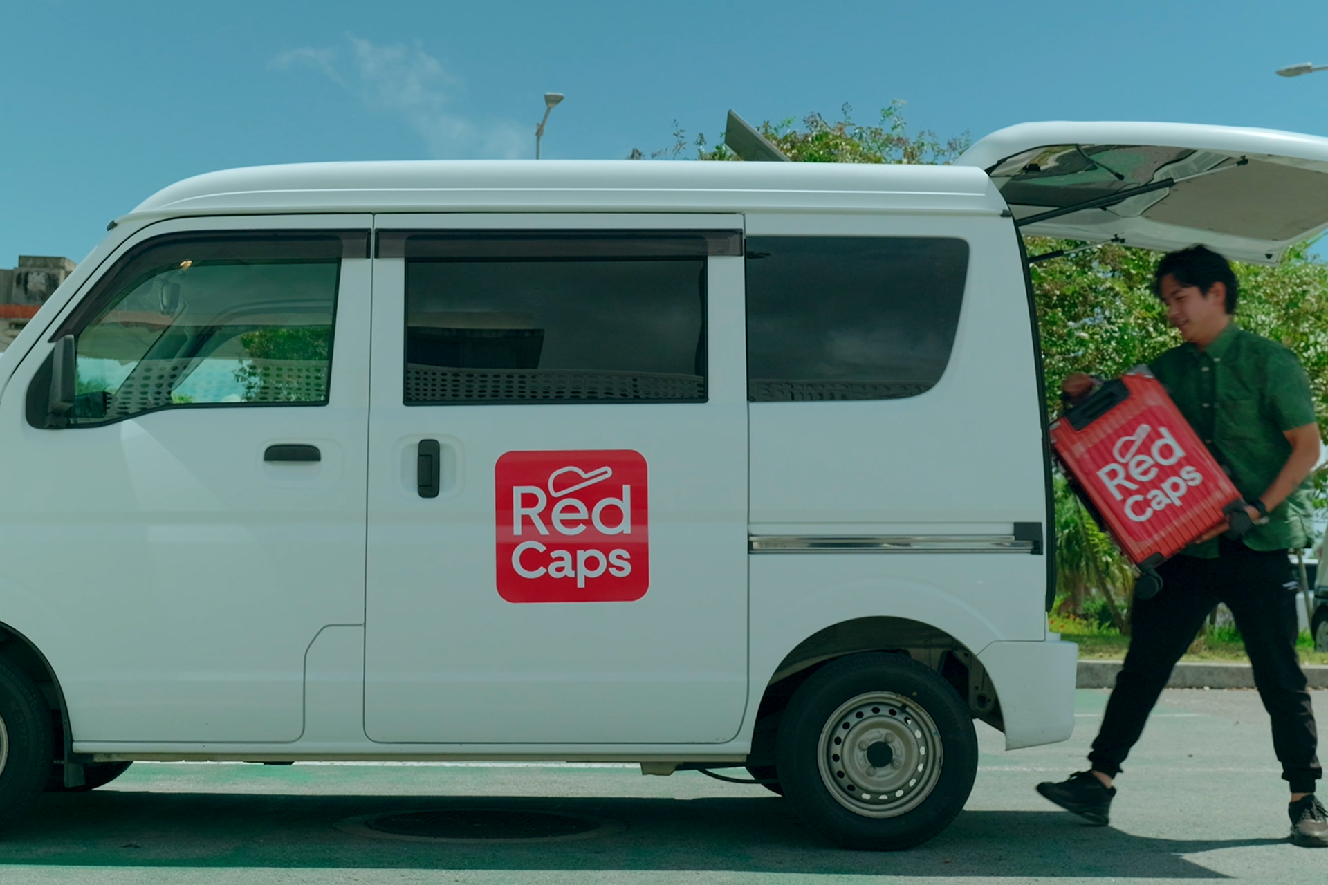 石垣島のポーターサービスRedCaps